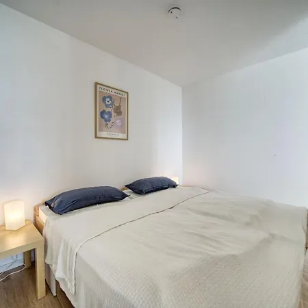 - Haus L, App 0l1011 * هايليغنهافن